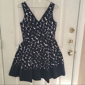 Sleeveless VNeck Black Dots Jones New York Dress